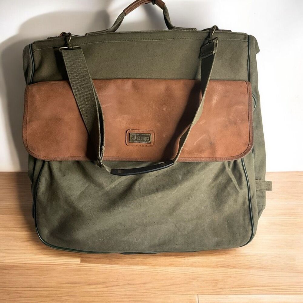 Vintage JEEP Wrangler Army Olive Green & Tan Canvas Garment Bag Travel Equipment